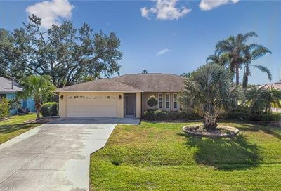 2216 SE 8th Ter Cape Coral FL 33990