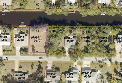 0796010410 Hilolo Ln Venice FL 34293