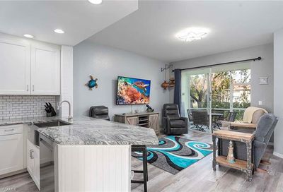 4247 Liron Ave 102 Fort Myers FL 33916