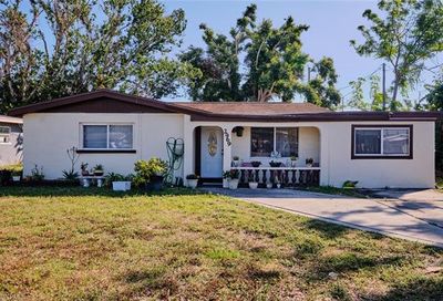 2969 Powell St Fort Myers FL 33901