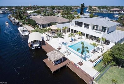 4959 Seville Ct Cape Coral FL 33904