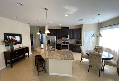 8560 Oakshade Cir 3 Fort Myers FL 33919