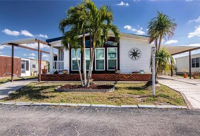 9134 Flamingo Cir North Fort Myers FL 33903