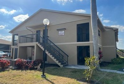5327 Summerlin Rd 2701 Fort Myers FL 33919