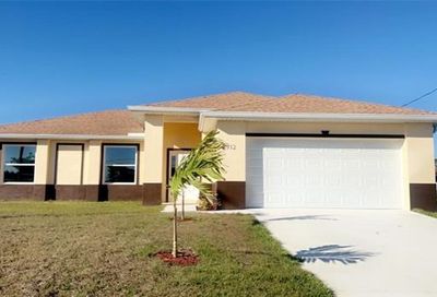 2712 8th St SW Lehigh Acres FL 33976