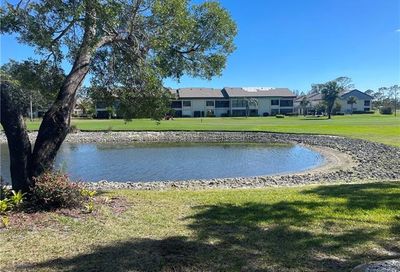 5650 Trailwinds Dr 113 Fort Myers FL 33907