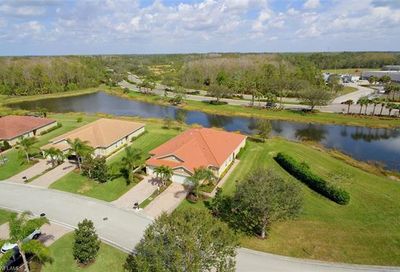 15263 Ligustrum Ln Alva FL 33920