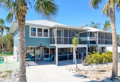 208 Connecticut St Fort Myers Beach FL 33931