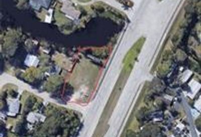 2271 Flamingo Dr North Fort Myers FL 33917