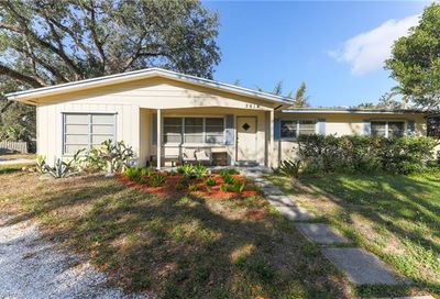 2914 Sunset Rd Fort Myers FL 33901