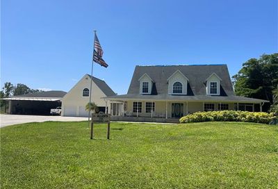 3780 Downwind Ln North Fort Myers FL 33917