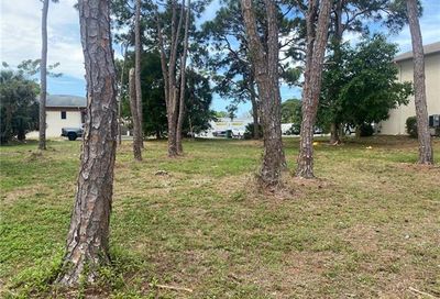 118 1st Ave Marco Island FL 34145