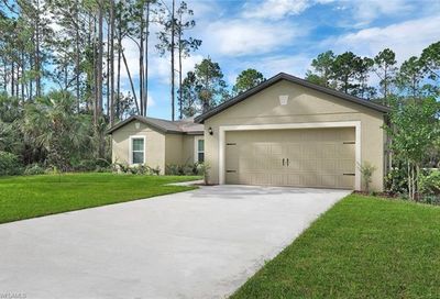 166 Yager Cir Fort Myers FL 33913