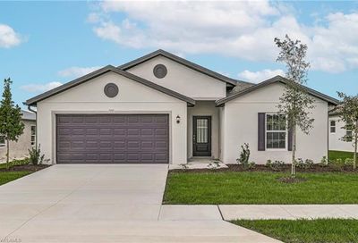 897 Winwood Cir Fort Myers FL 33913