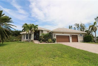 8660 Belle Meade Dr Fort Myers FL 33908