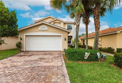 11077 Yellow Poplar Dr Fort Myers FL 33913