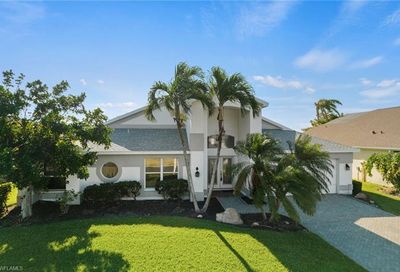 14641 Lake Olive Dr Fort Myers FL 33919