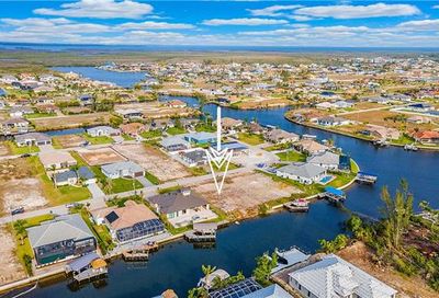 903 NW 38th Ave Cape Coral FL 33993
