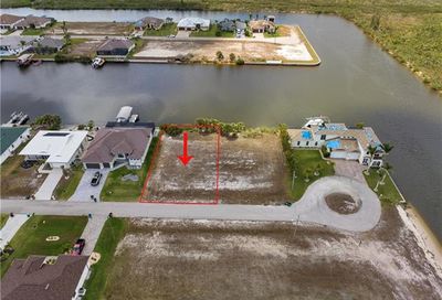 1722 NW 43rd Ave Cape Coral FL 33993