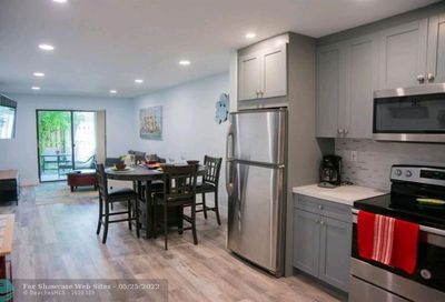 664 SE 20th Ave Deerfield Beach FL 33441