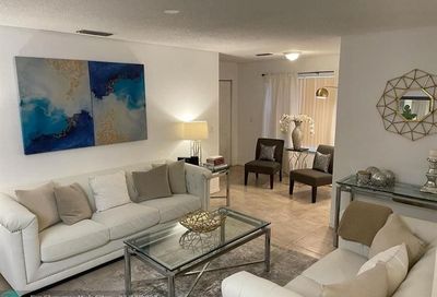 3420 Pinewalk Dr Margate FL 33063