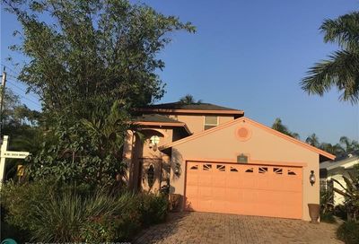 2384 NW 34th Way Coconut Creek FL 33066