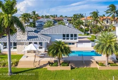 2370 NE 25th St Lighthouse Point FL 33064