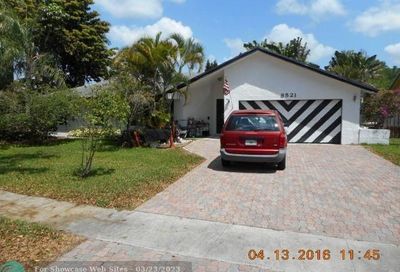 8521 SW 27th Pl Davie FL 33328