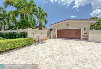 2726 NE 25th Pl Fort Lauderdale FL 33305