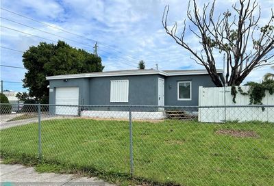 5524 NE 3rd Ave Oakland Park FL 33334