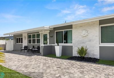 2340 NE 8th Ave Pompano Beach FL 33064