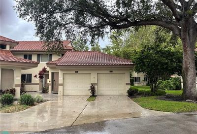 983 NW 92nd Ter Plantation FL 33324