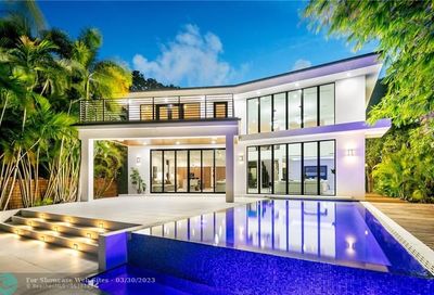 1204 Bayview Dr Fort Lauderdale FL 33304
