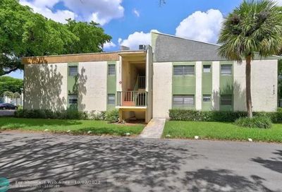 4152 NW 90th Ave Coral Springs FL 33065