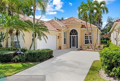 2749 Muskegon Way West Palm Beach FL 33411