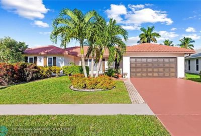 19760 Boca Greens Drive Boca Raton FL 33498