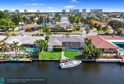 5811 Bayview Dr Fort Lauderdale FL 33308