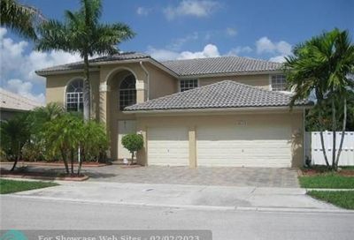 1902 NW 137 Th Terrace Pembroke Pines FL 33028