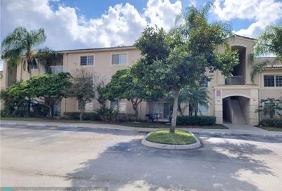 5041 Wiles Rd Coconut Creek FL 33073