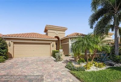 8899 Via Prestigio W Wellington FL 33411