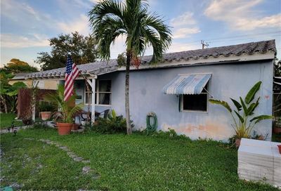1516 NE 2nd Ave Fort Lauderdale FL 33304
