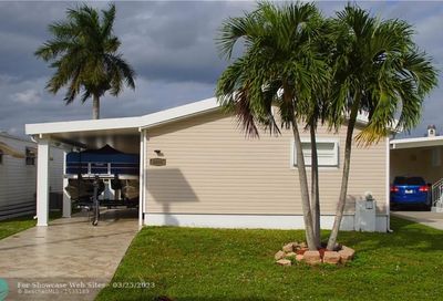 2913 Lakeshore Dr Fort Lauderdale FL 33312