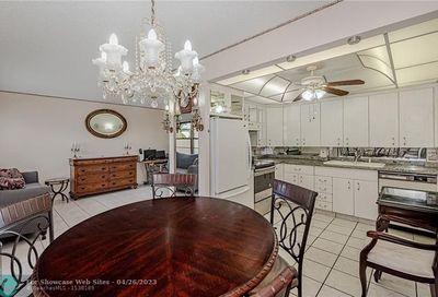 4046 Hythe C Boca Raton FL 33434
