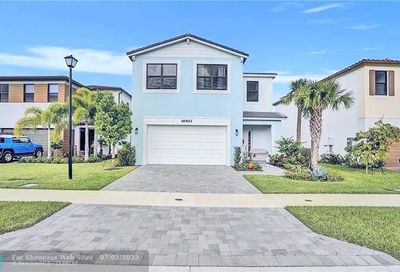 16402 Sandy Shore Dr Loxahatchee FL 33470