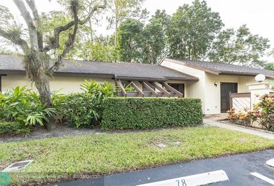 78 Wood Rose Ct Royal Palm Beach FL 33411