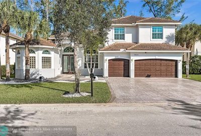5023 Pinecreek Pl Coconut Creek FL 33073