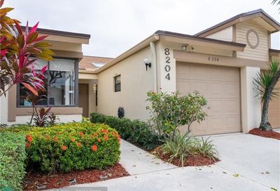 8204 Whispering Palm Dr Boca Raton FL 33496