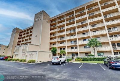 7076 Huntington Ln Delray Beach FL 33446