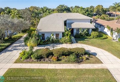 1161 NW 94th Ave Plantation FL 33322