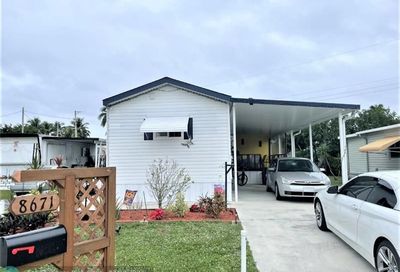 8671 SW 18th Pl Davie FL 33324